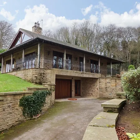 Sandy Gates * Knaresborough